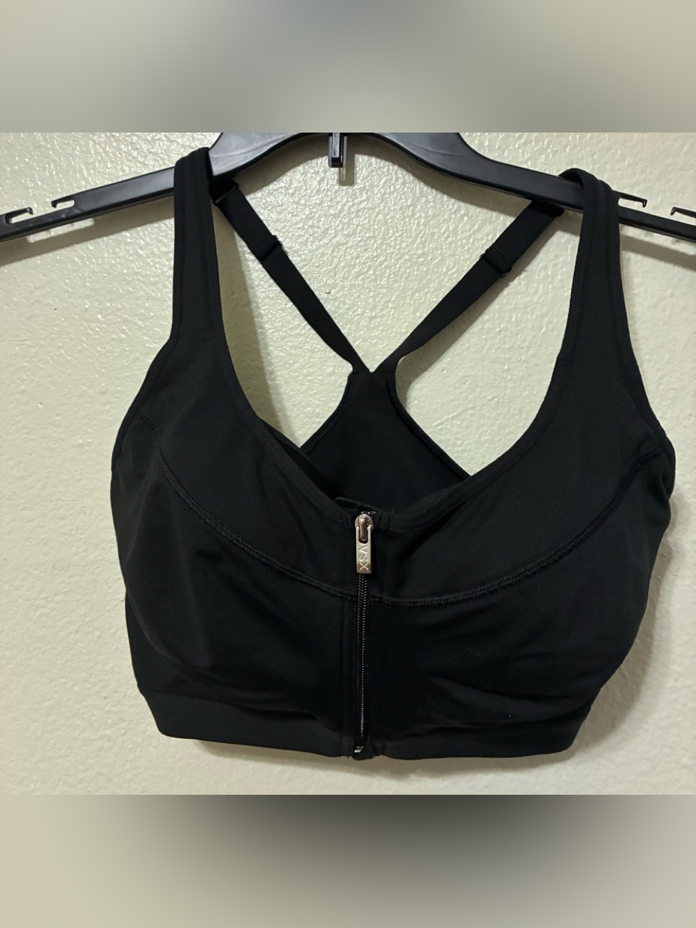 Victoria Secret VSX Front-Zip Black Sports Bra with Adjustable Straps